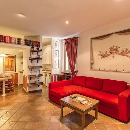 Lovely Flat By The Trevi Fountain Apartman Róma Kültér fotó