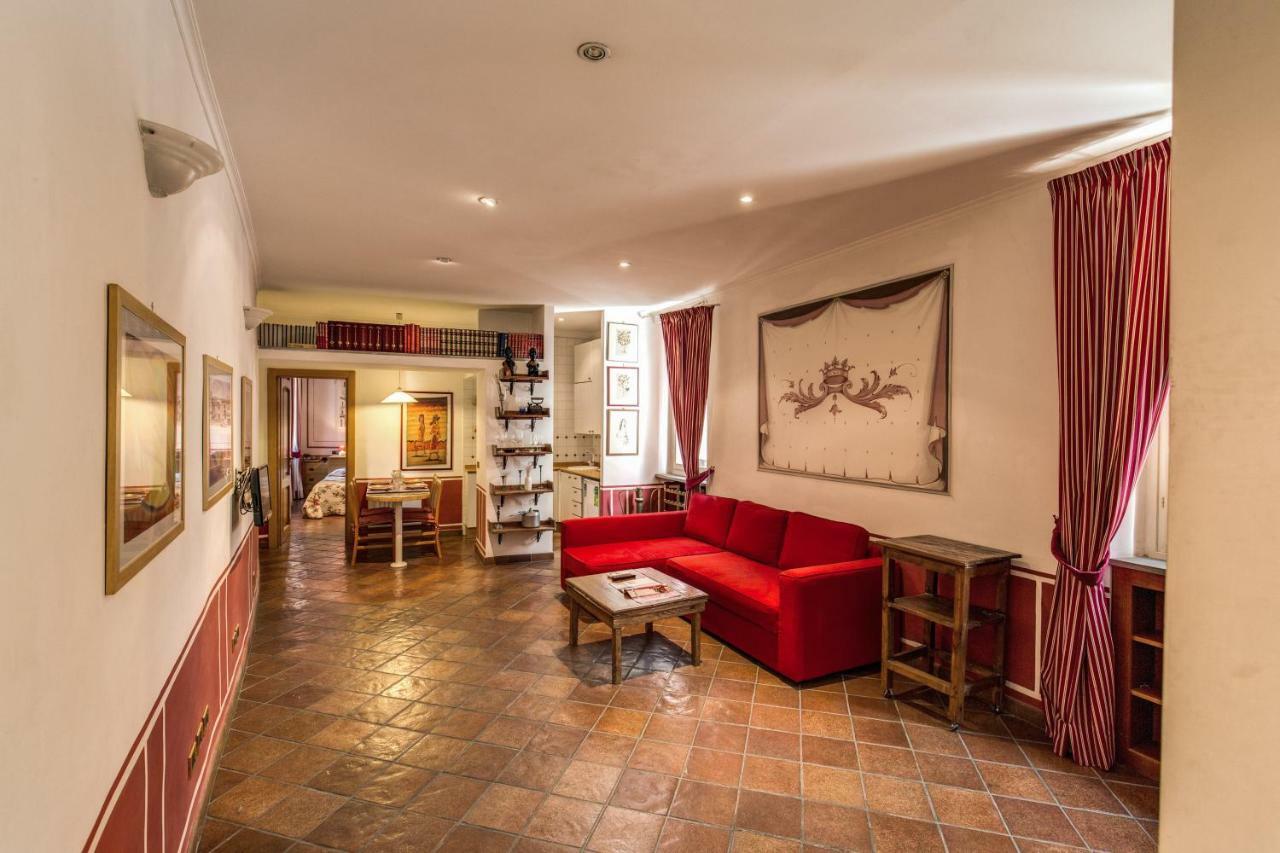 Lovely Flat By The Trevi Fountain Apartman Róma Kültér fotó