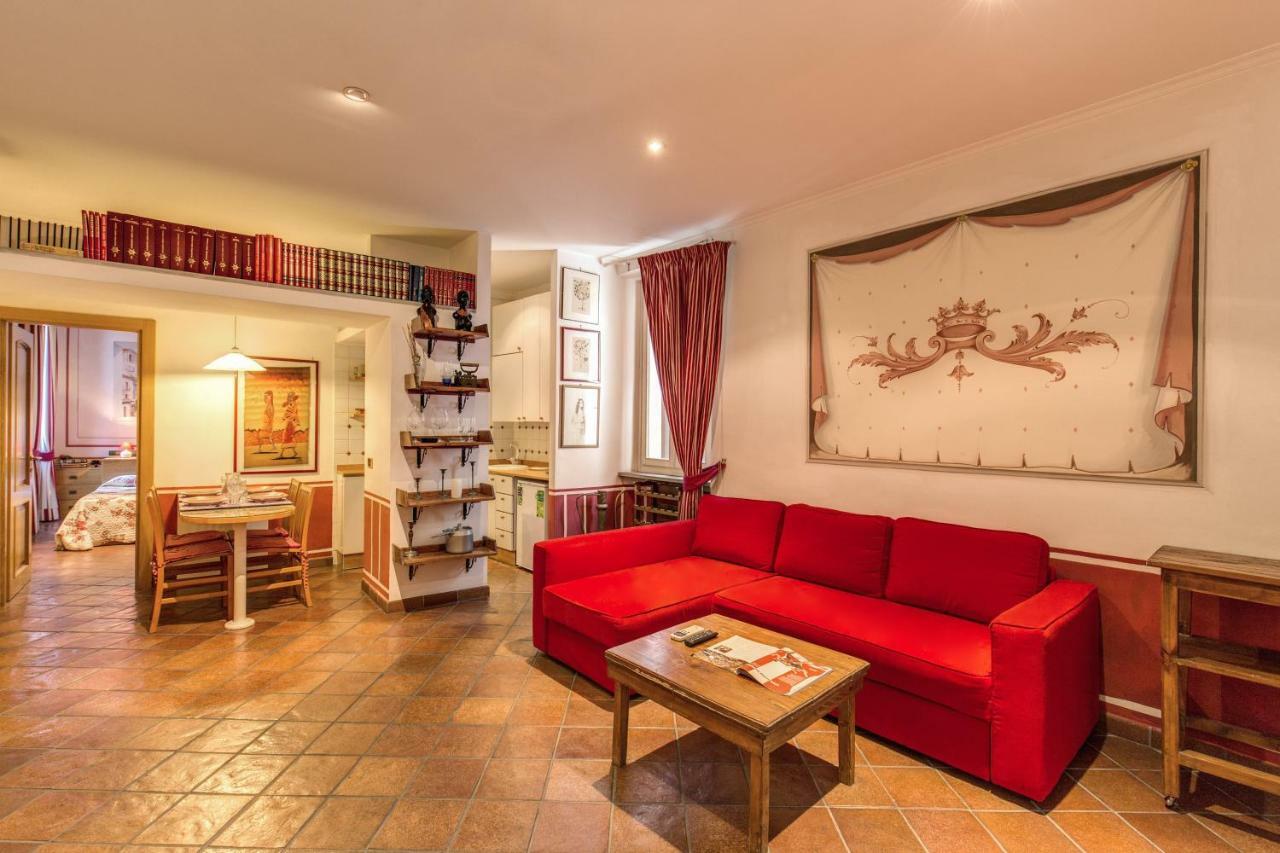 Lovely Flat By The Trevi Fountain Apartman Róma Kültér fotó